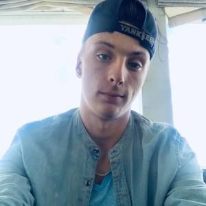 Meet your Posher, Tanner